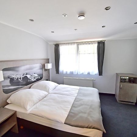 Gt3 Hotel Honerath Room photo