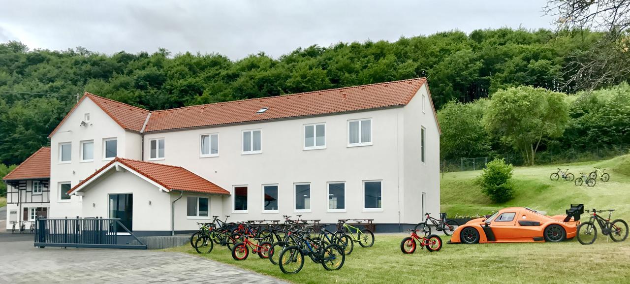 Gt3 Hotel Honerath Exterior photo